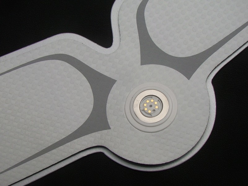 按摩神器 乐范魔力贴四驱版 体验