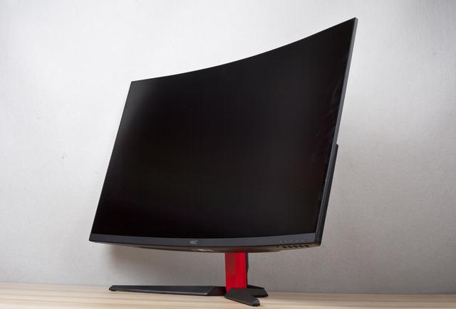 网咖老板推荐，HKC G32 Pro到手还行