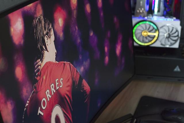 网咖老板推荐，HKC G32 Pro到手还行