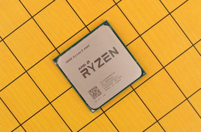 只求最高性价比，老司机实测告诉你千元内显卡选谁