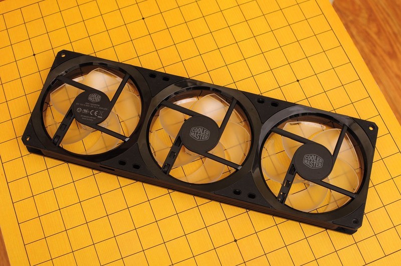 只求最高性价比，老司机实测告诉你千元内显卡选谁