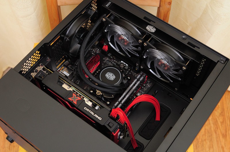 只求最高性价比，老司机实测告诉你千元内显卡选谁