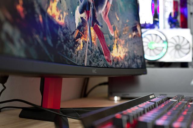 网咖老板推荐，HKC G32 Pro到手还行