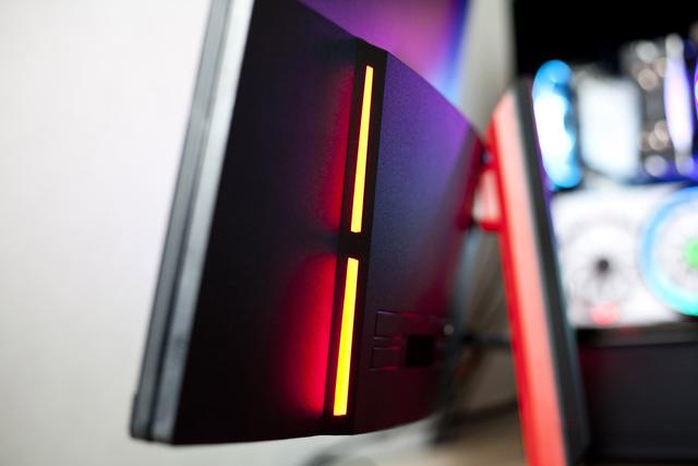 网咖老板推荐，HKC G32 Pro到手还行