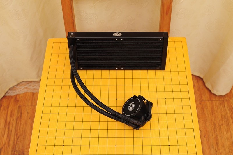 只求最高性价比，老司机实测告诉你千元内显卡选谁