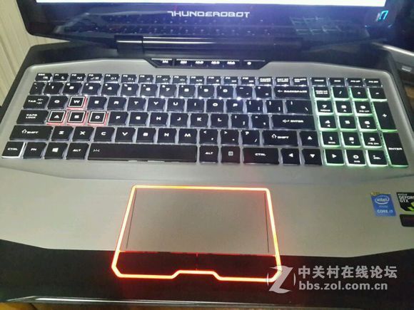 自改雷神键盘颜色！