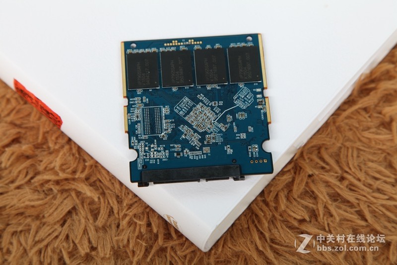 强拆大容量SSD 影驰GAMER512 PLUS解析