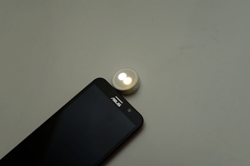 #华硕ZenFone 2及配件爆强体验#ZenFone2搭配最强拍照套件，LED+氙气闪光灯