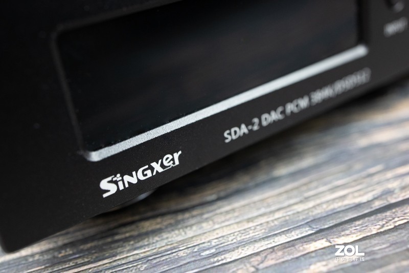 铝疙瘩里的一壶美酒，体验SDA-2 DAC船解码耳放一体机