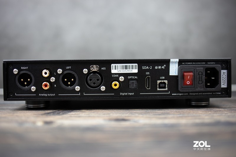 铝疙瘩里的一壶美酒，体验SDA-2 DAC船解码耳放一体机