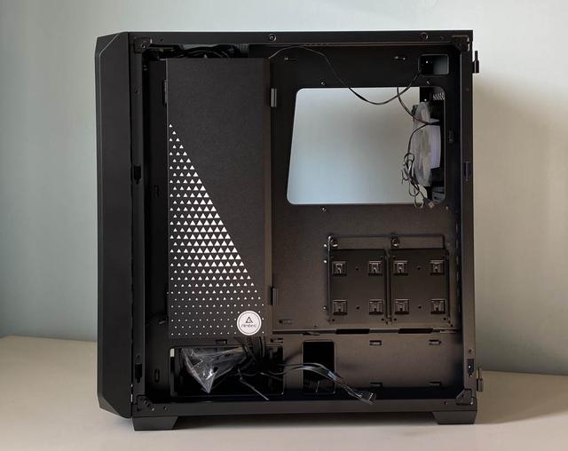 生活需要光污染，霸气需要侧透，双侧透机箱安钛克NX1000装机