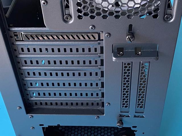 生活需要光污染，霸气需要侧透，双侧透机箱安钛克NX1000装机