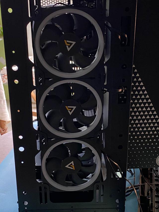 生活需要光污染，霸气需要侧透，双侧透机箱安钛克NX1000装机