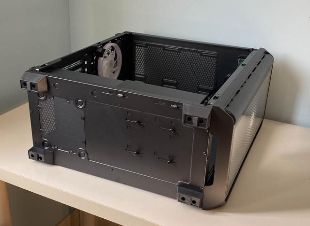 生活需要光污染，霸气需要侧透，双侧透机箱安钛克NX1000装机