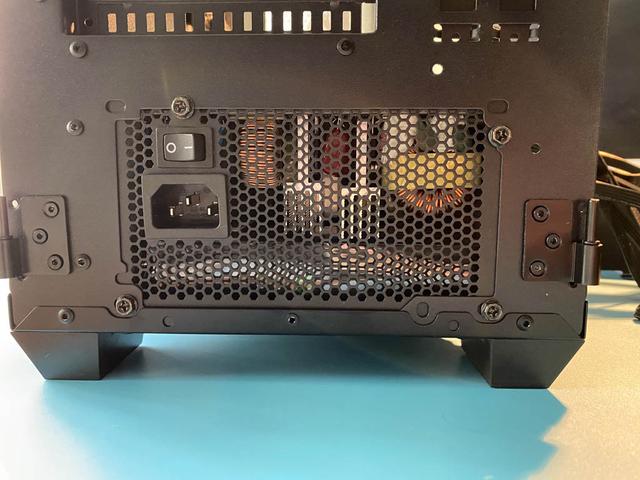 生活需要光污染，霸气需要侧透，双侧透机箱安钛克NX1000装机