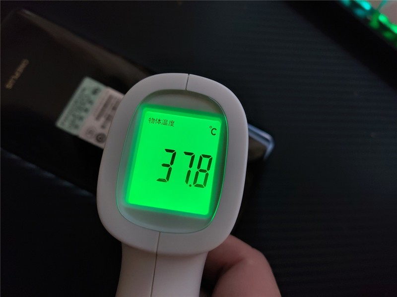 【一加8Pro】最极致的旗舰，却有些不像我爱的一加