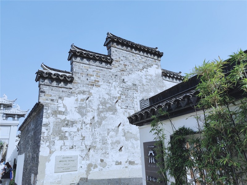 【一加8Pro】最极致的旗舰，却有些不像我爱的一加