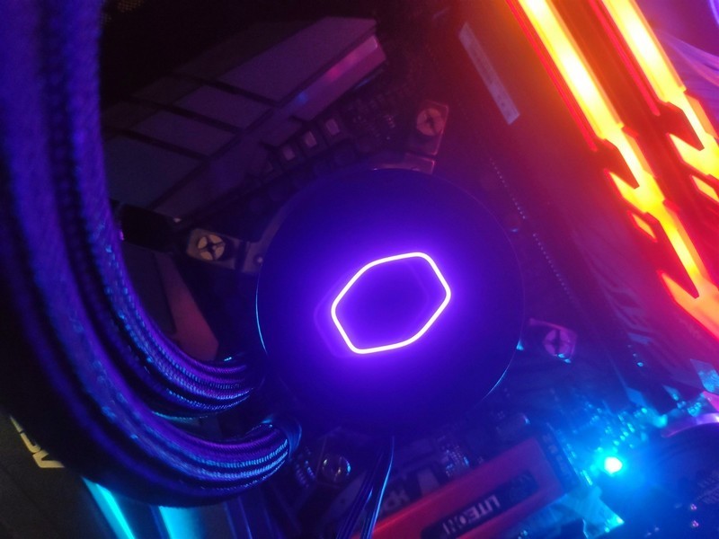 小伙子，玩超频吗？——更换酷冷至尊冰神B360折腾小记