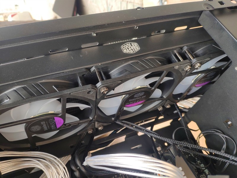 小伙子，玩超频吗？——更换酷冷至尊冰神B360折腾小记