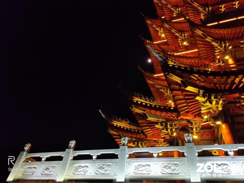 配置高端，凭实力搅局---“敢越级”的手机realme X体验