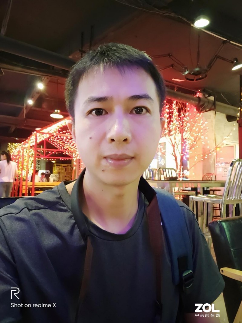 配置高端，凭实力搅局---“敢越级”的手机realme X体验