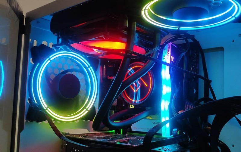 给电脑升级加DDR4内存，让它跑的更快，更远，更持久