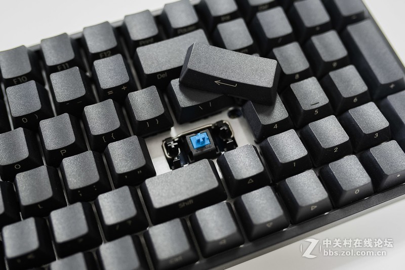 这款一定适合喜欢低调的你，IQUNIX F96碳黑版双模键盘快速上手