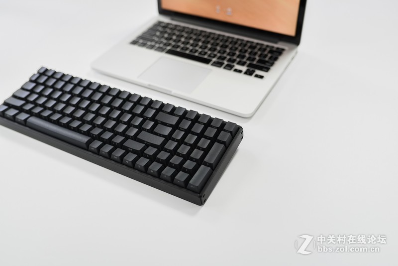 这款一定适合喜欢低调的你，IQUNIX F96碳黑版双模键盘快速上手