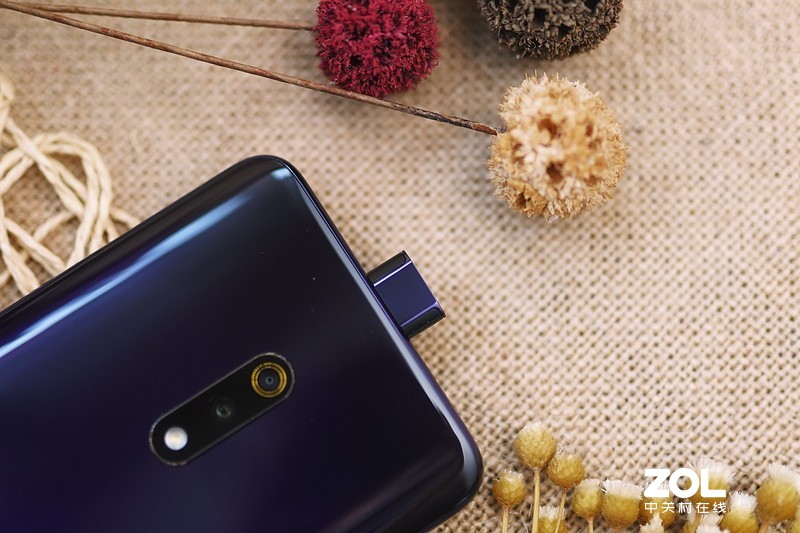 配置高端，凭实力搅局---“敢越级”的手机realme X体验