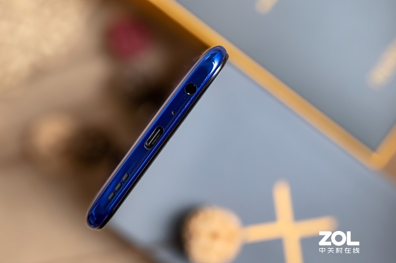 配置高端，凭实力搅局---“敢越级”的手机realme X体验