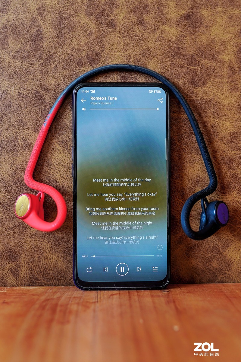 配置高端，凭实力搅局---“敢越级”的手机realme X体验