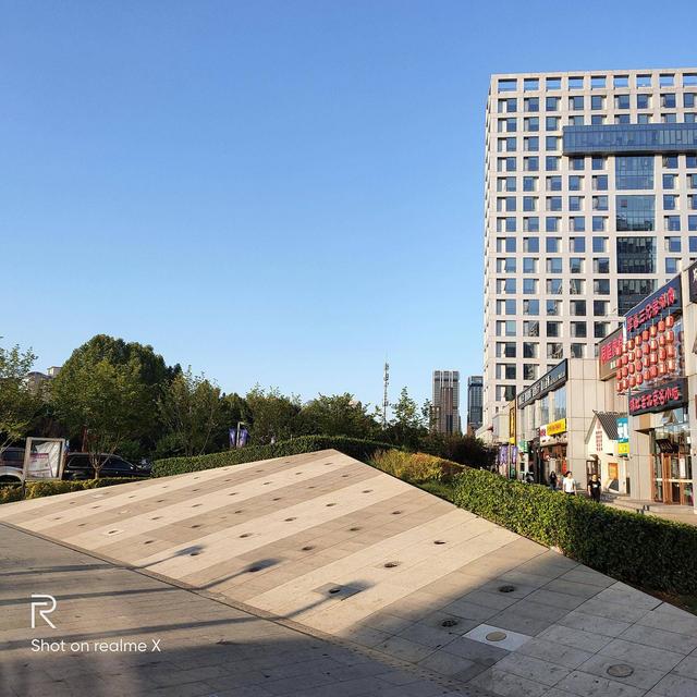 realmeX顶配，1799块钱买到这个配置可以说赚大了