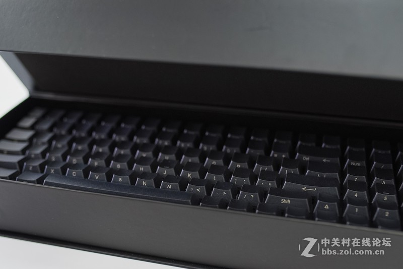 这款一定适合喜欢低调的你，IQUNIX F96碳黑版双模键盘快速上手