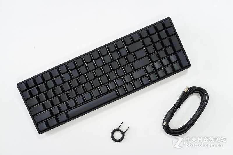 这款一定适合喜欢低调的你，IQUNIX F96碳黑版双模键盘快速上手