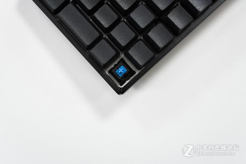 这款一定适合喜欢低调的你，IQUNIX F96碳黑版双模键盘快速上手