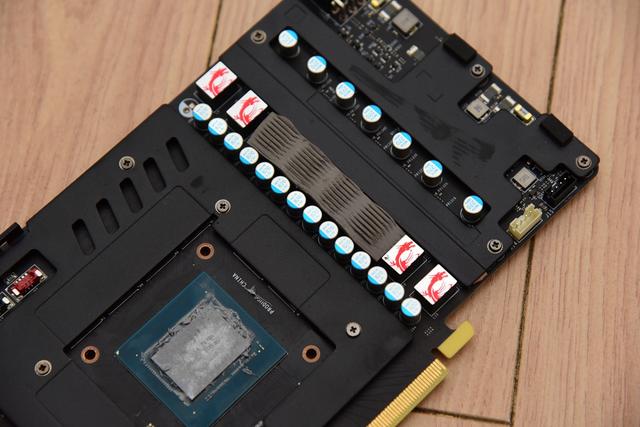 多个SUPER提升25%！微星RTX2060 SUPER GAMING X显卡评测