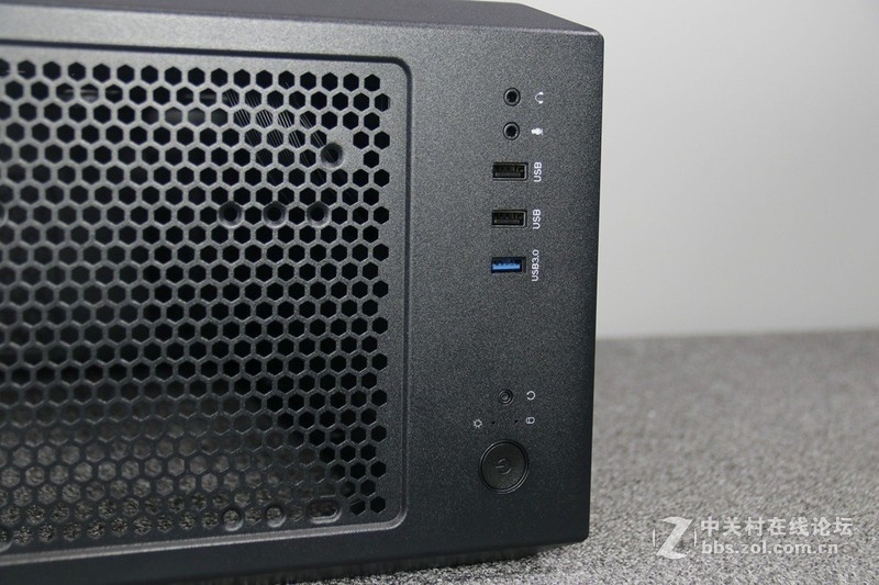 又一良心之作，先马坦克3上手体验