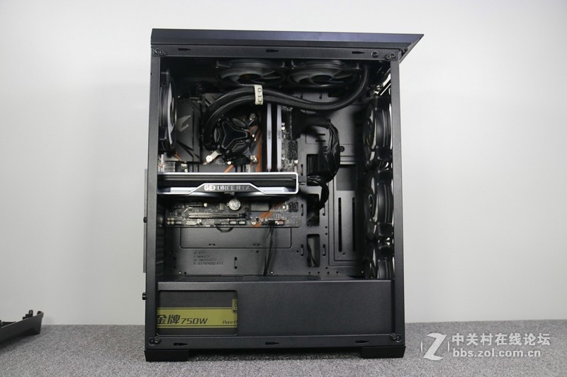 又一良心之作，先马坦克3上手体验