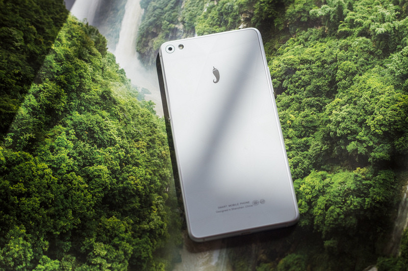 至“炫”臻美 小辣椒7 “炫”出时尚节奏