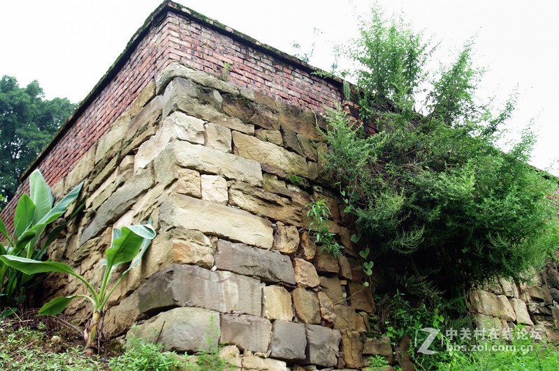 一个人的山 让心更静  (理光28-110 f2.8-f4)