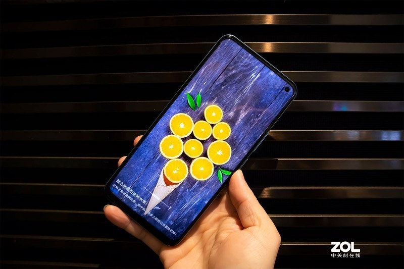 5G手机做到两千元，vivo z6颜值与性能兼具吗？