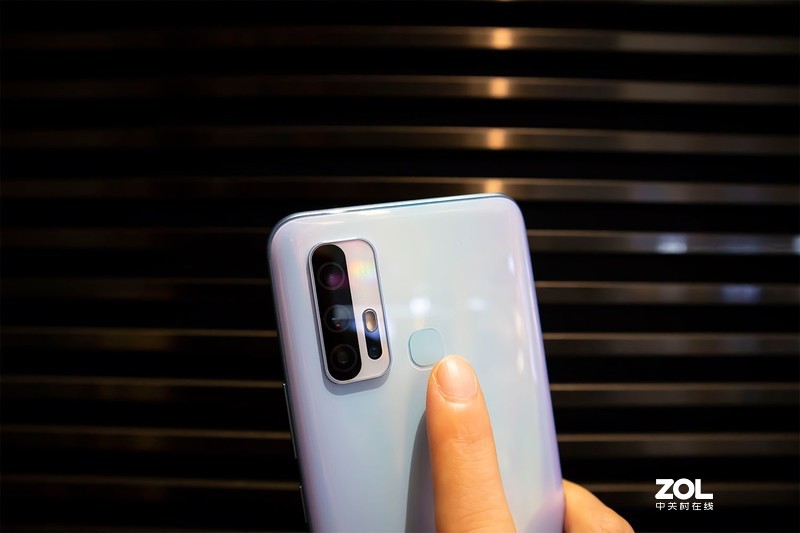 5G手机做到两千元，vivo z6颜值与性能兼具吗？