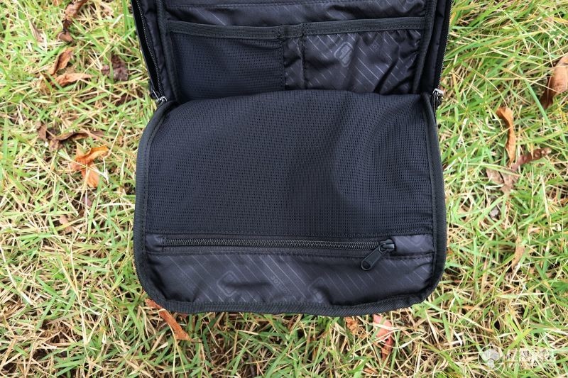 短差出行神器——tomtoc苹果电脑包H14体验