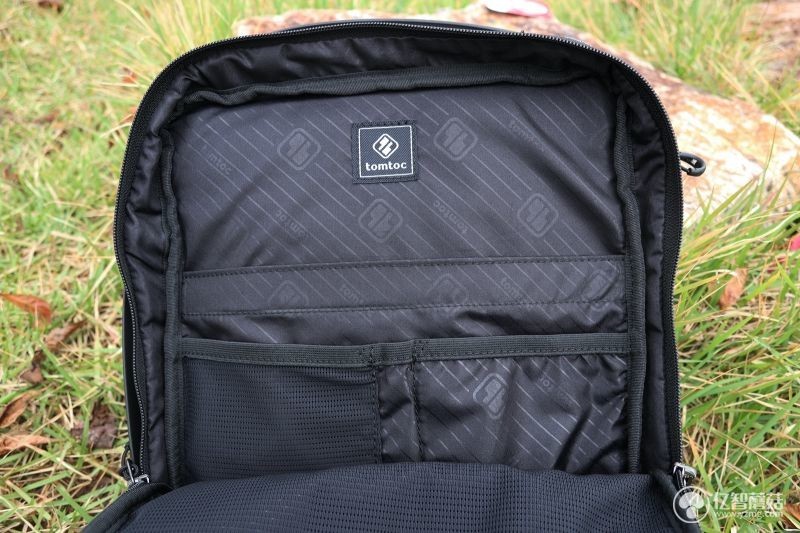 短差出行神器——tomtoc苹果电脑包H14体验