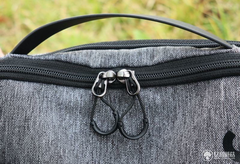 短差出行神器——tomtoc苹果电脑包H14体验