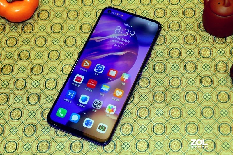 三千档带潜望式镜头的“中杯”旗舰香吗—荣耀30初体验