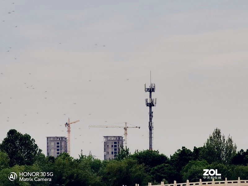 三千档带潜望式镜头的“中杯”旗舰香吗—荣耀30初体验