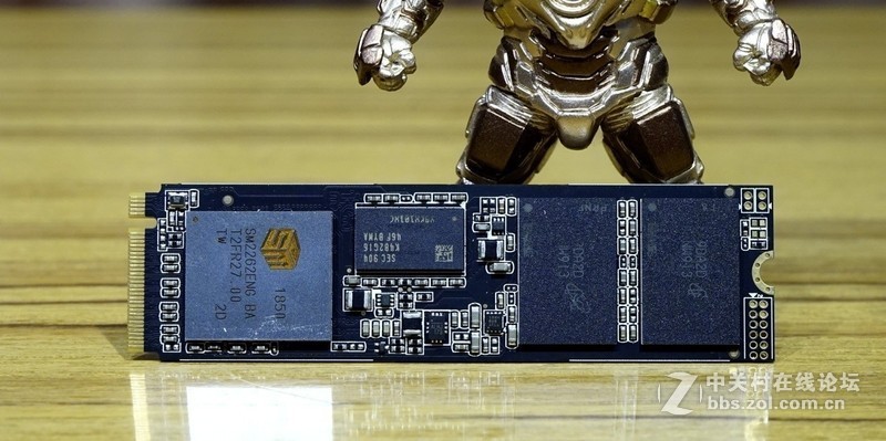 威刚GAMMIX S11Pro 512G vs 西数黑盘SN750 500G对比详测