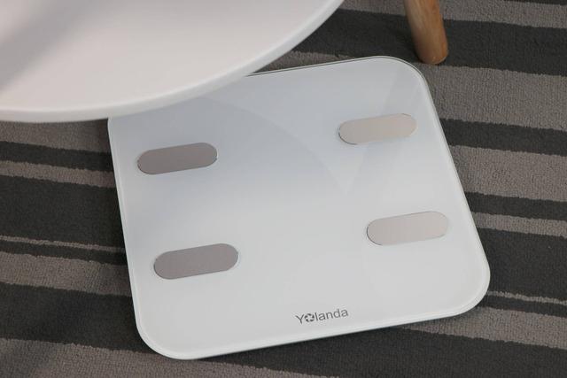 从今天起让你更简单了解自己，云康宝体脂称CS20A全面为你考虑