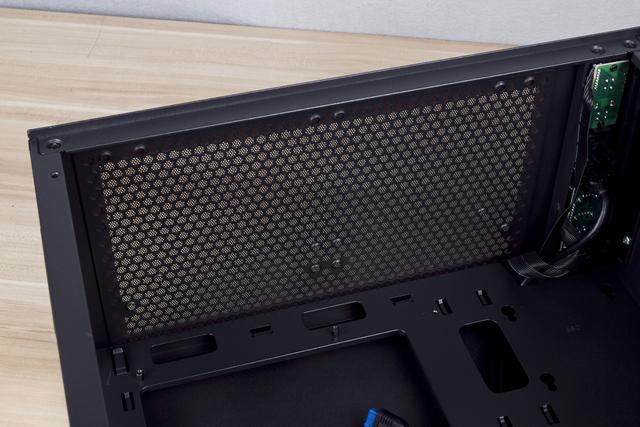 200元内电竞箱子怎么选？先马平头哥M5电竞版了解下